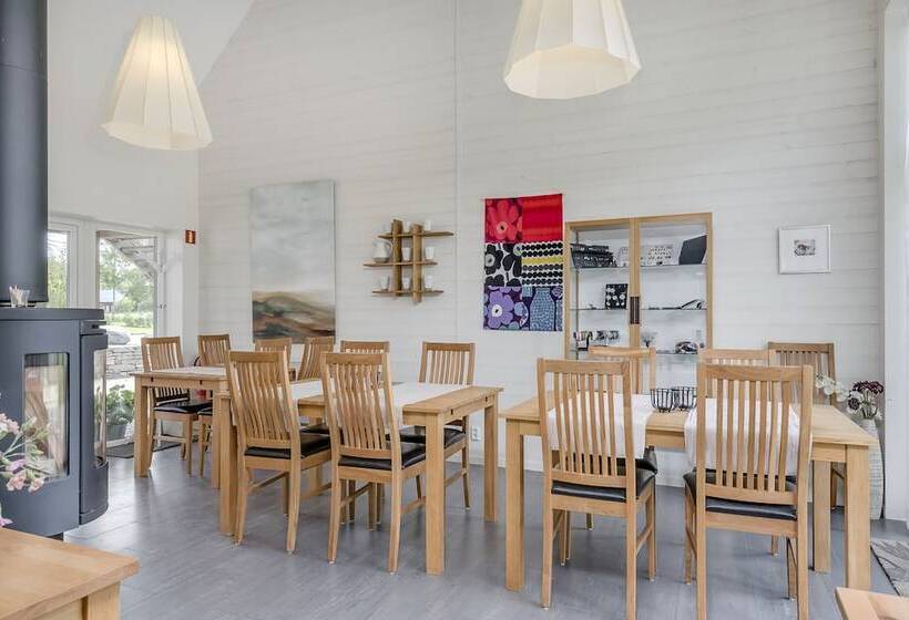 בית מלון כפרי Ljungs Fem Rum