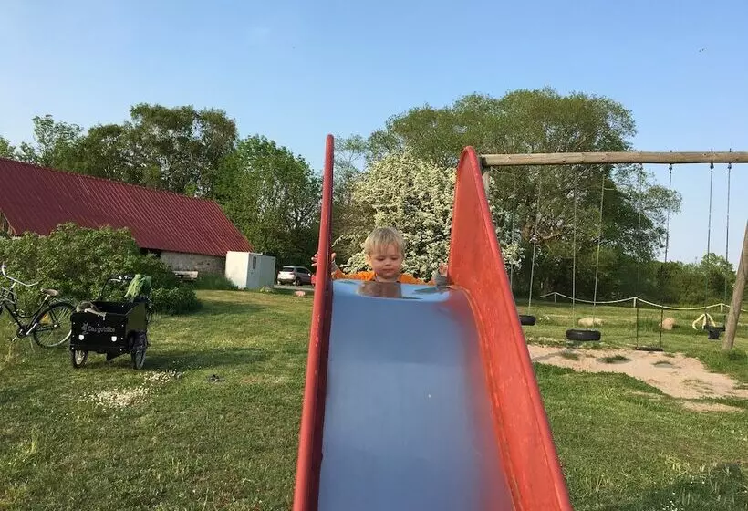 ホテル Ljungs Fem Rum