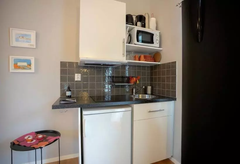 ホテル Ljungs Fem Rum