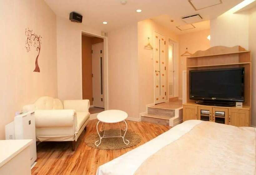 בית מלון כפרי Mio (adult Only)