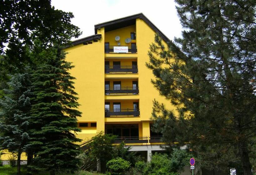 בית מלון כפרי Smrečina