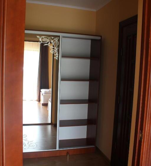 בית מלון כפרי Sukhoviia