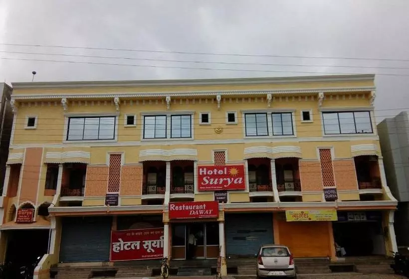 Hotelli Surya