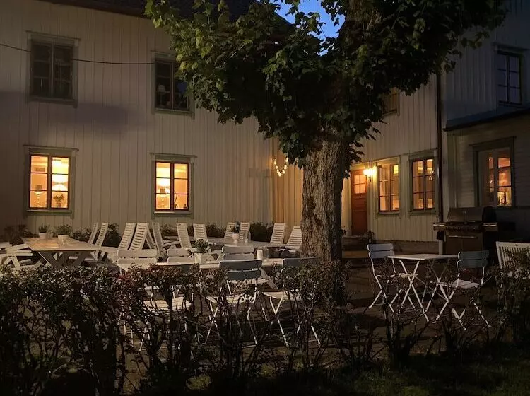 Hotelli Två Skyttlar