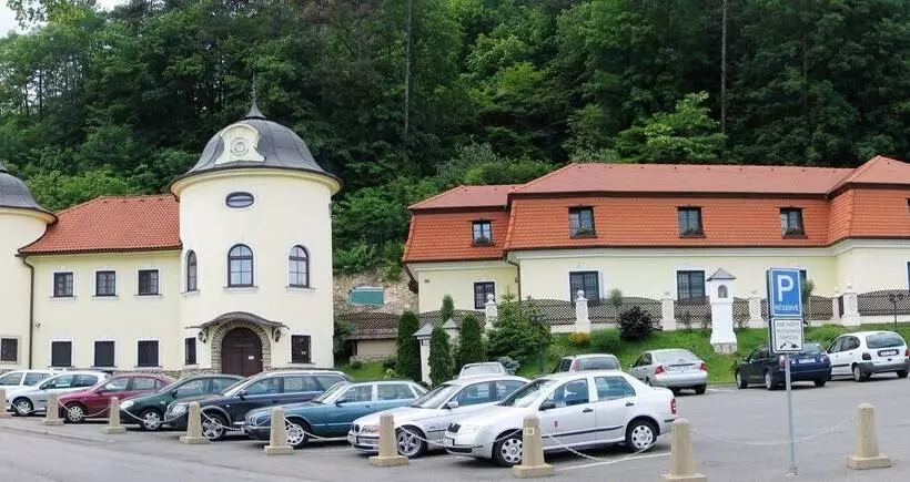 Hotelli Zámeček Pod Hradem Starý Jičín 111