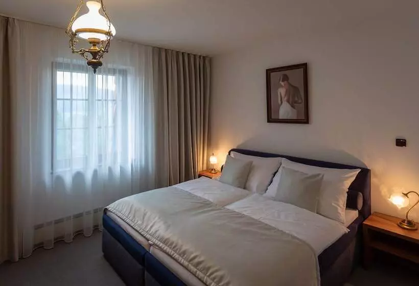 Hotelli Zámeček Pod Hradem Starý Jičín 111