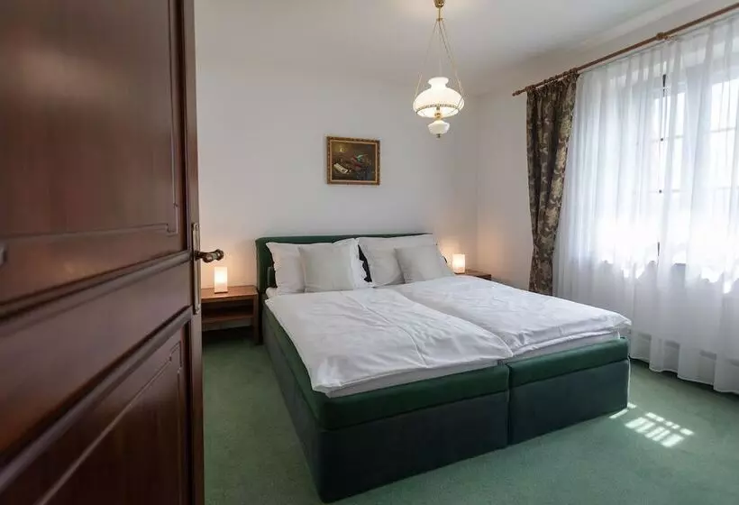 Hotelli Zámeček Pod Hradem Starý Jičín 111