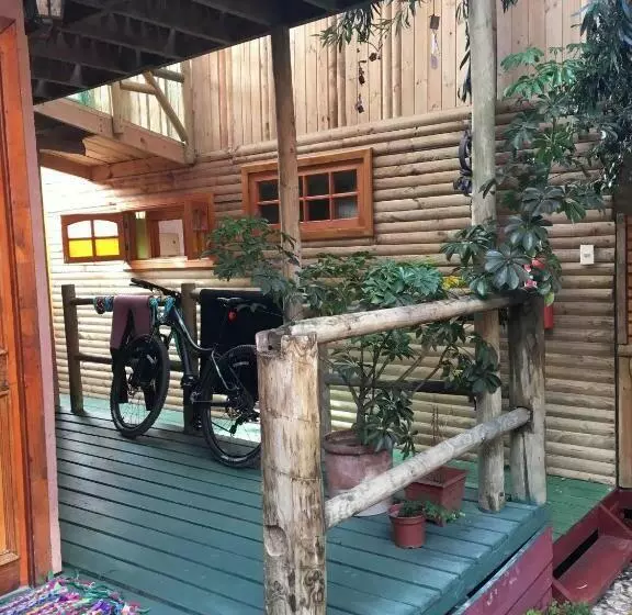 La Maison Des Fous