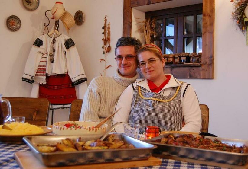 膳宿费 Cabana Moţilor