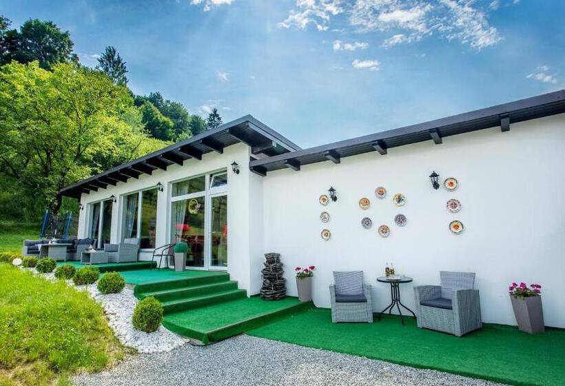 پانسیون Casa Ina