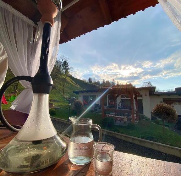 پانسیون Casa Ina