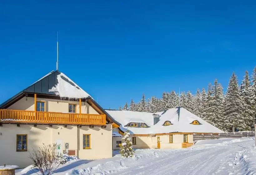 ペンション Ea Horský Hotel Hájenka