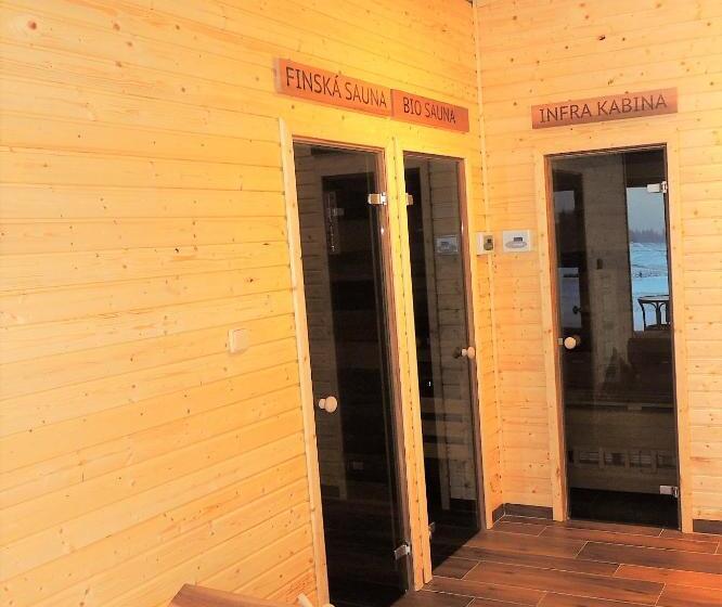 פנסיון Ea Horský Hotel Hájenka