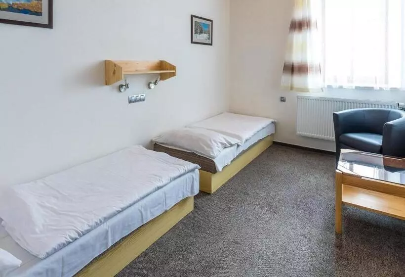 ペンション Ea Horský Hotel Hájenka