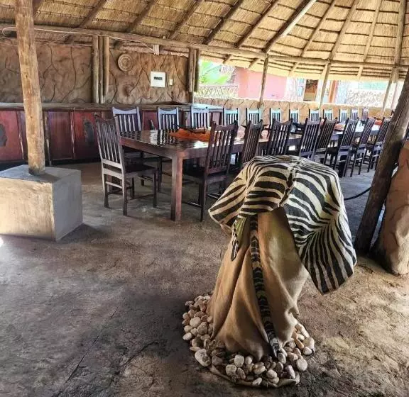 Majatalo Xisaka Guest House