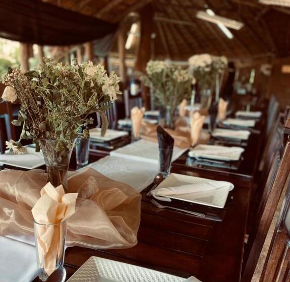 بنسيون Xisaka Guest House