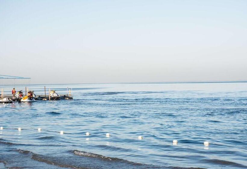 Radisson Blu Resort, Al Khobar Half Moon Bay