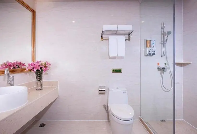 Vienna International Hotel Puning International Commodity City