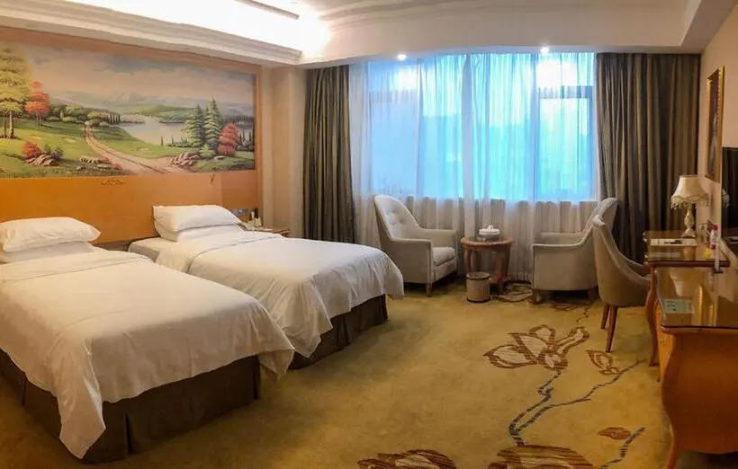 Vienna International Hotel Puning International Commodity City