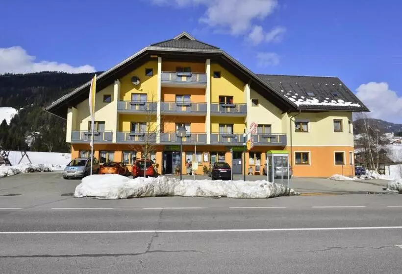 Retkeilymaja Gasthof Wunder