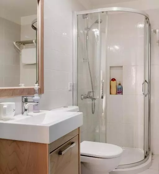 ベッドアンドブレックファースト Cypriot Swallow Boutique