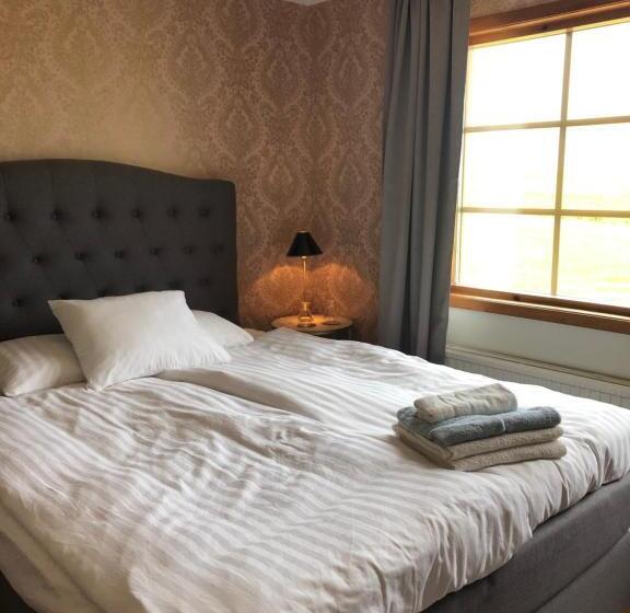 Bjälbo Gästhus B&b