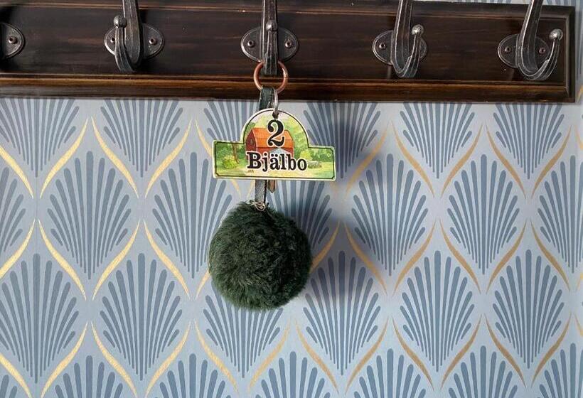 Bjälbo Gästhus B&b