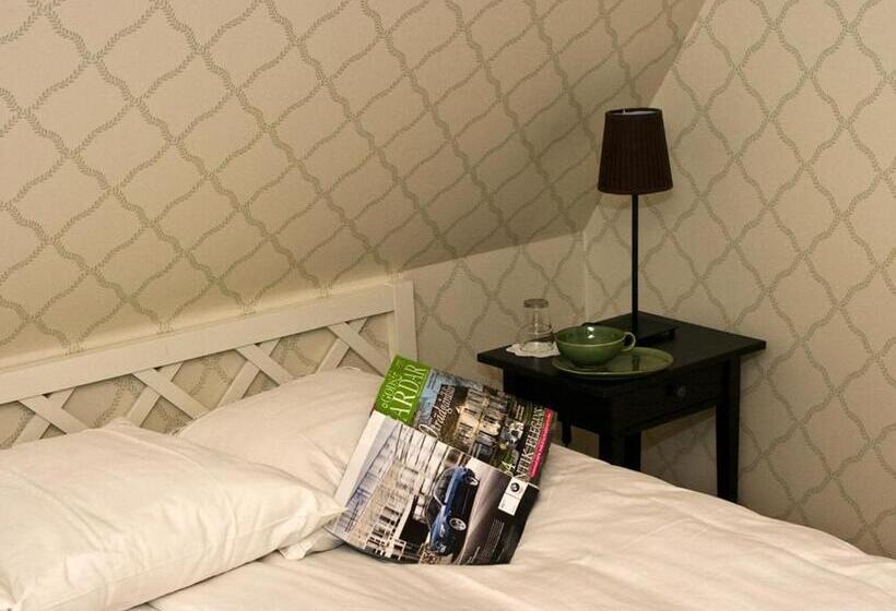 Bjälbo Gästhus B&b