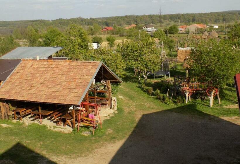 Hotel Agro Pensiunea Plaiul Castanilor