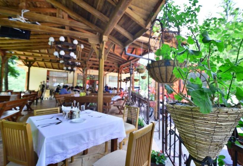 Family Hotel Gorski Kut