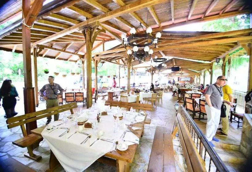 Family Hotel Gorski Kut