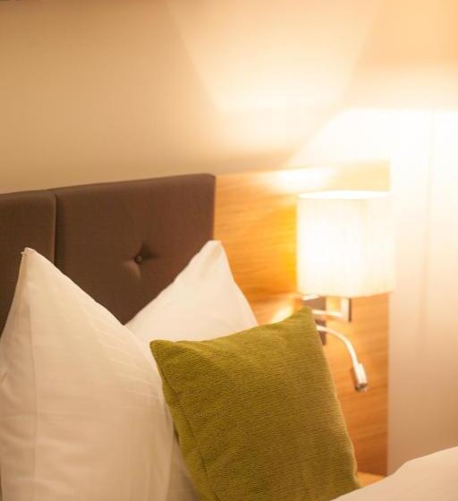 فندق Gasthof Beim Böckhiasl