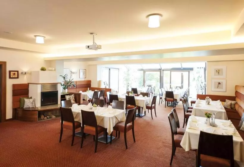 Hotelli Gasthof Beim Böckhiasl