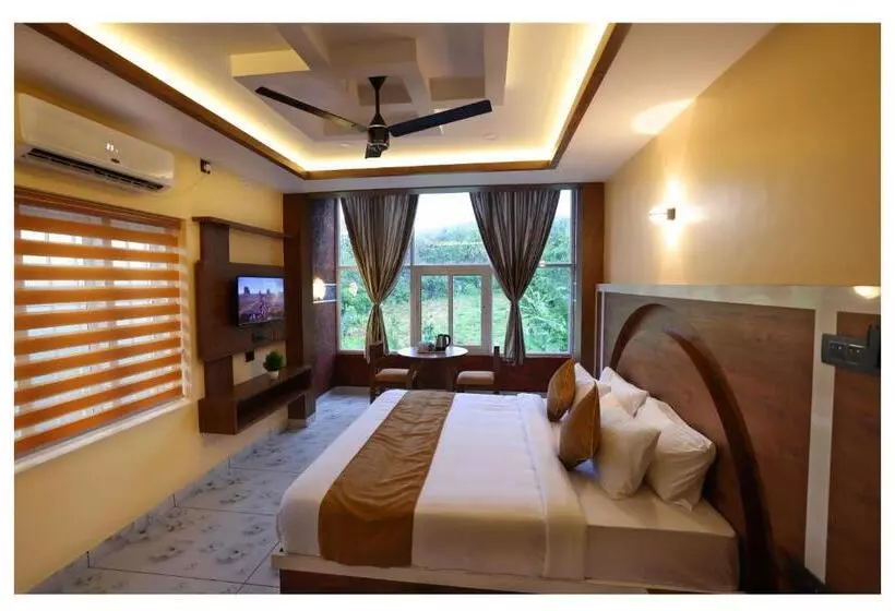 Hotelli Hydel Palace Athirappilly By Bestinn Leisure