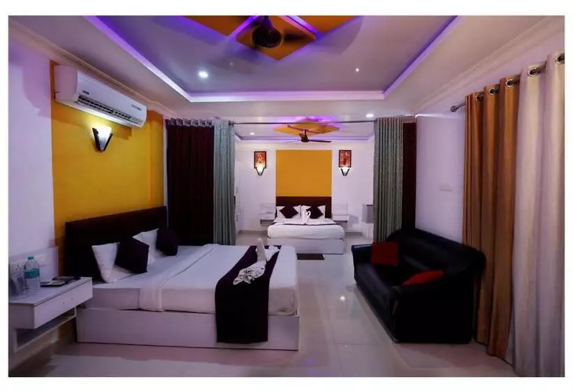 Hotelli Hydel Palace Athirappilly By Bestinn Leisure
