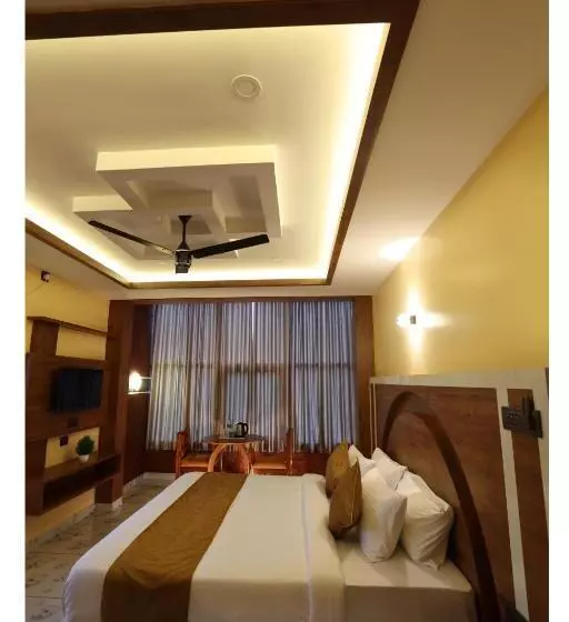 Hotelli Hydel Palace Athirappilly By Bestinn Leisure