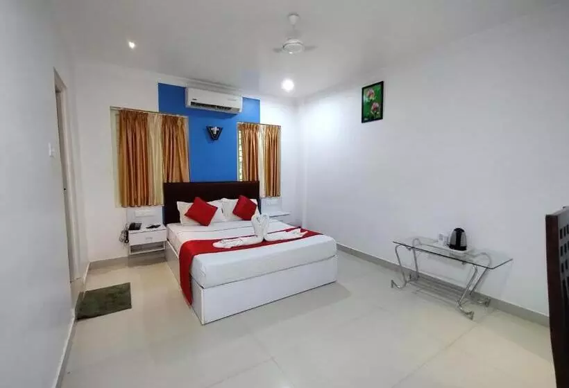Hotelli Hydel Palace Athirappilly By Bestinn Leisure