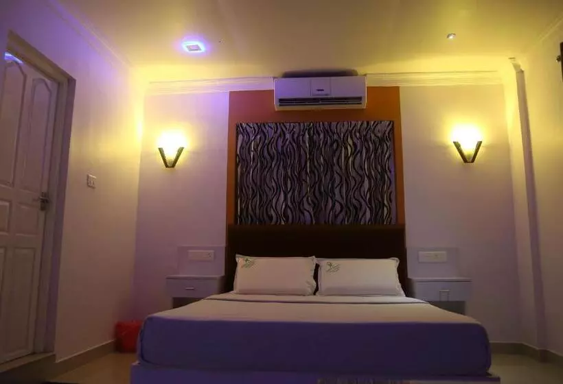 Hotelli Hydel Palace Athirappilly By Bestinn Leisure