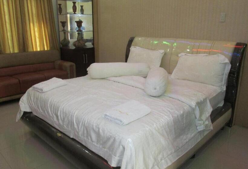 Permata Land Hotel & Resort