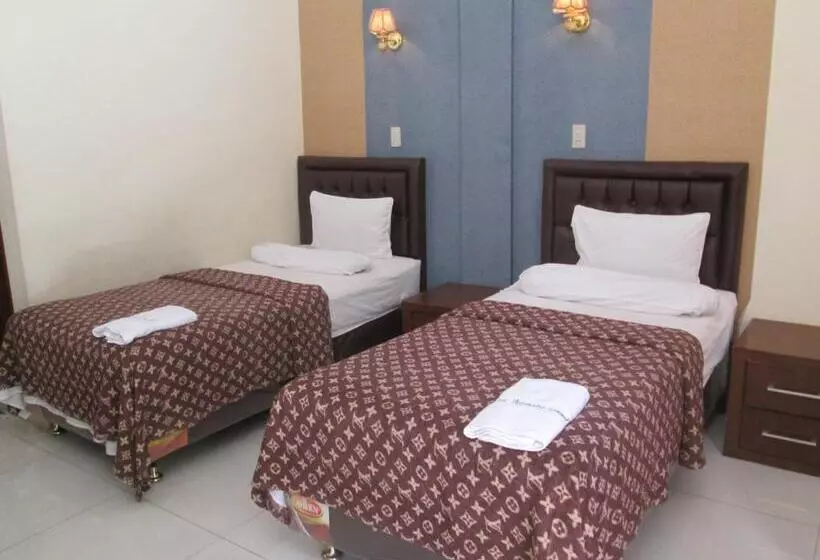 Permata Land Hotel & Resort