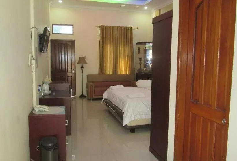 Permata Land Hotel & Resort