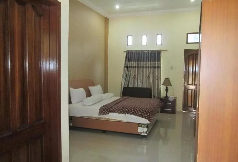 Permata Land Hotel & Resort