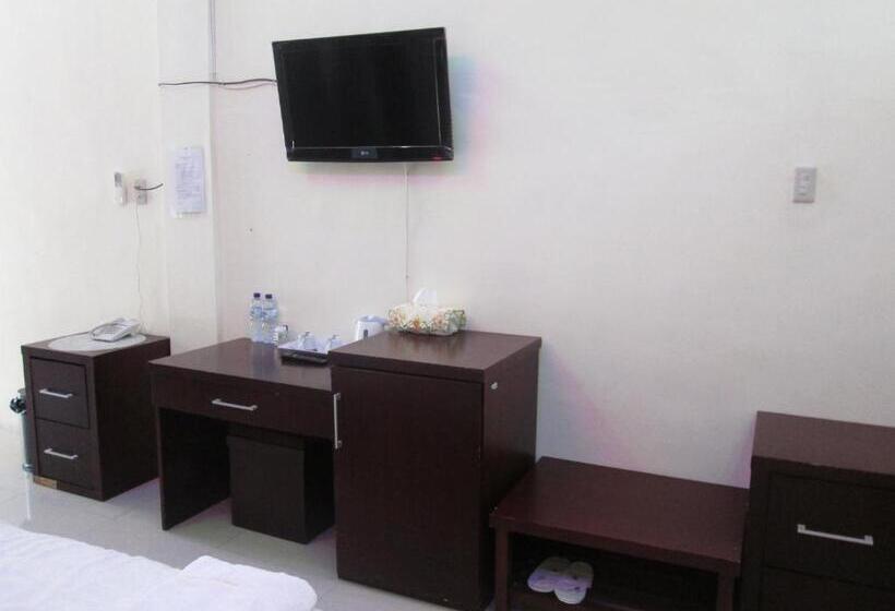 Permata Land Hotel & Resort