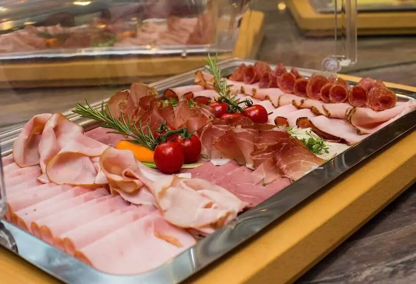 ホテル Residenz Hössinger