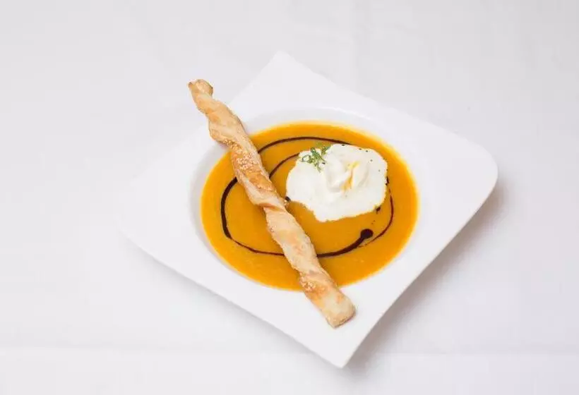 ホテル Residenz Hössinger