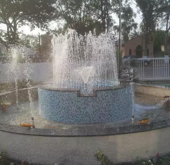 Hotelli Saffron  Jalna