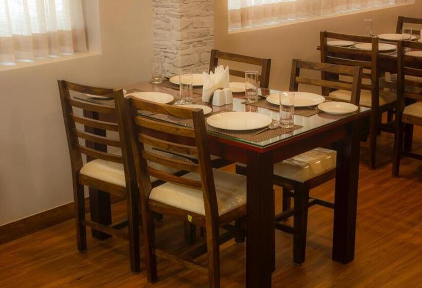 Hotel Serene Sriperumbudur