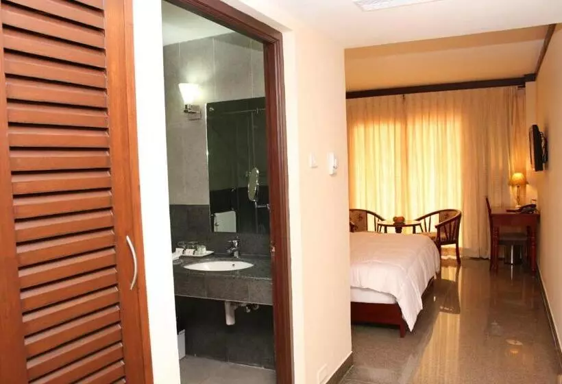 Hotelli Serene Sriperumbudur
