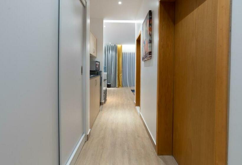 La Fontaine Lagoon Resort