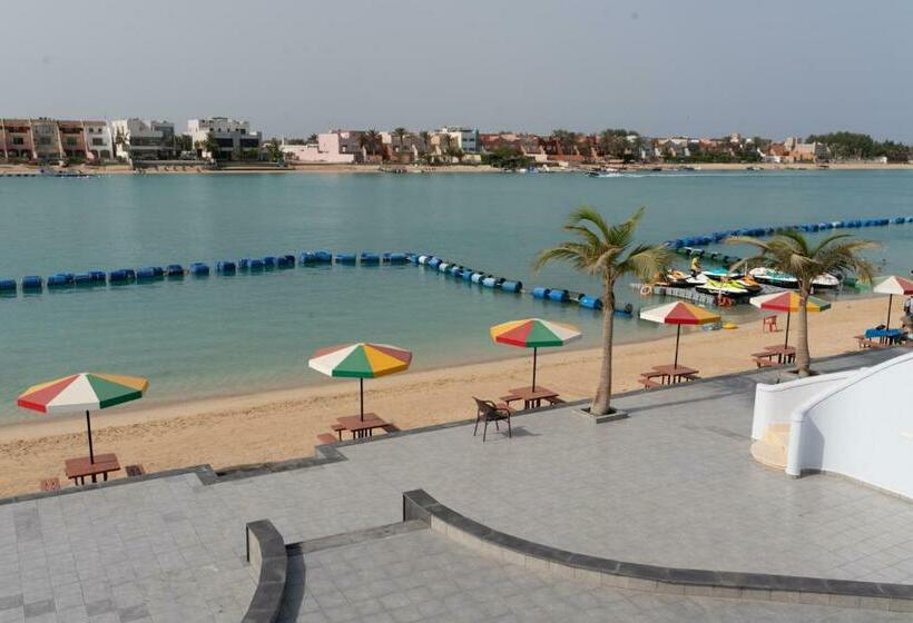 La Fontaine Lagoon Resort